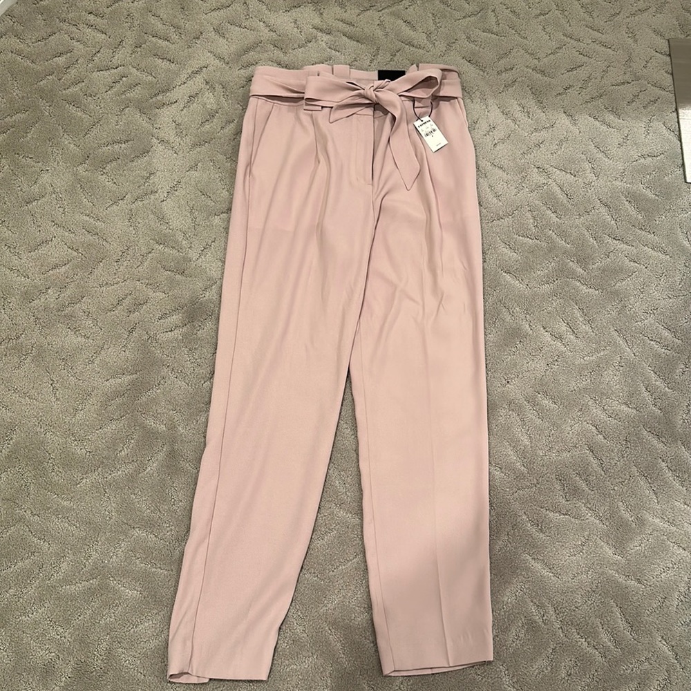 Never been worn light pink trouser! Super cute.